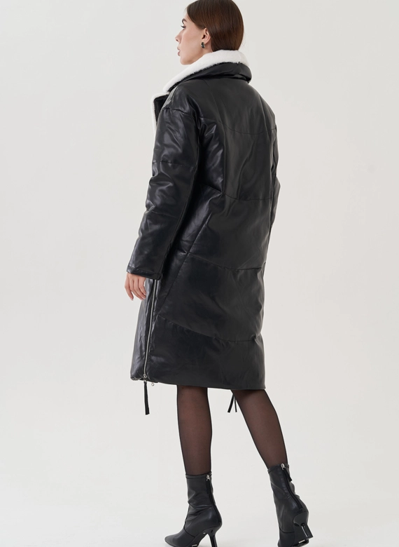 Пуховик женский из эко кожи с английским воротником